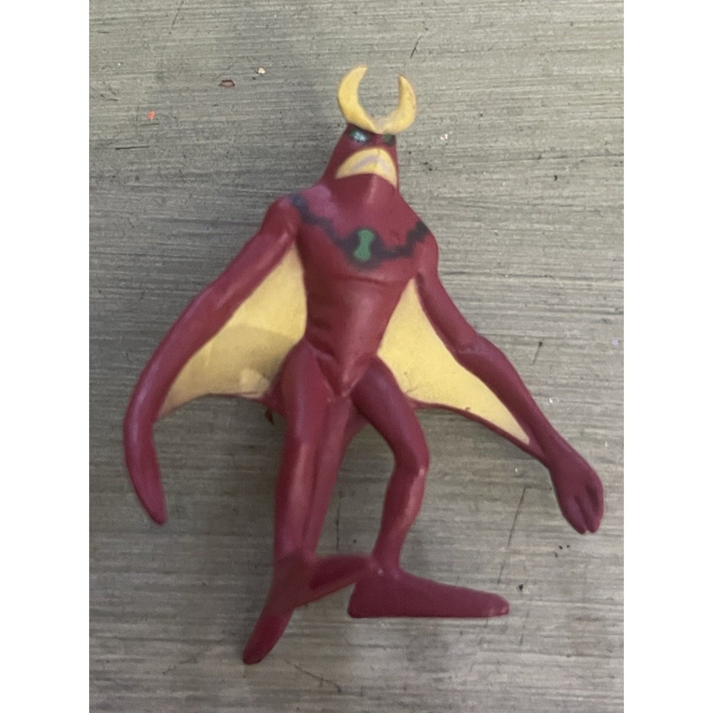 Bandai Ben 10 Ultimate Alien Force  Jetray 2" Mini Action Figure
